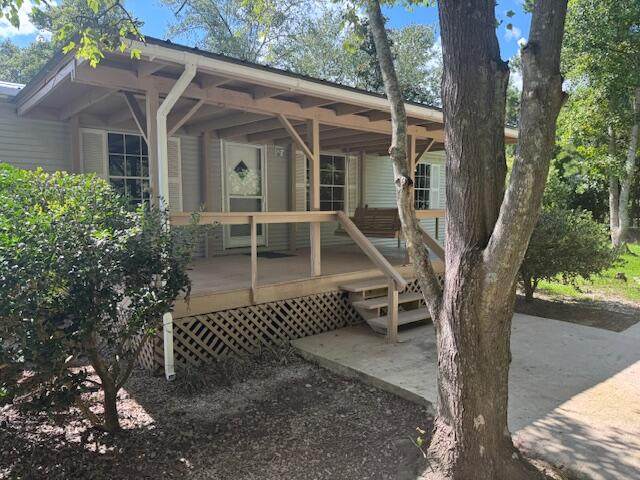 607 Nebraska Avenue - Photo 1