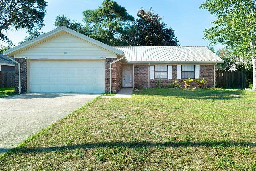 127 Newcastle Circle - Photo 1