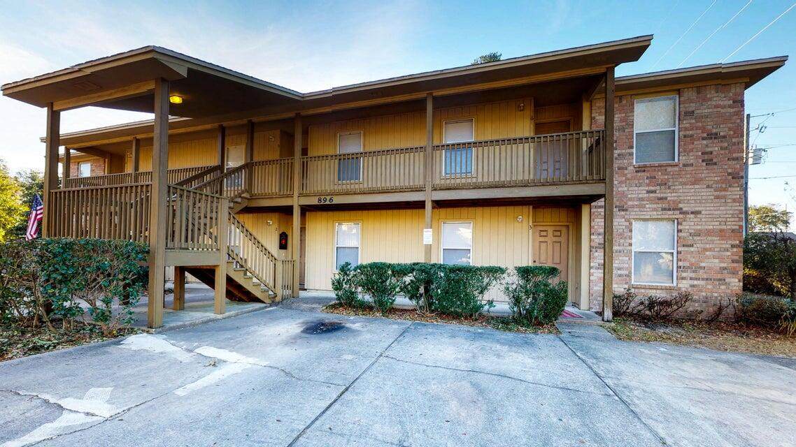 895 Silverwood Court - Photo 1