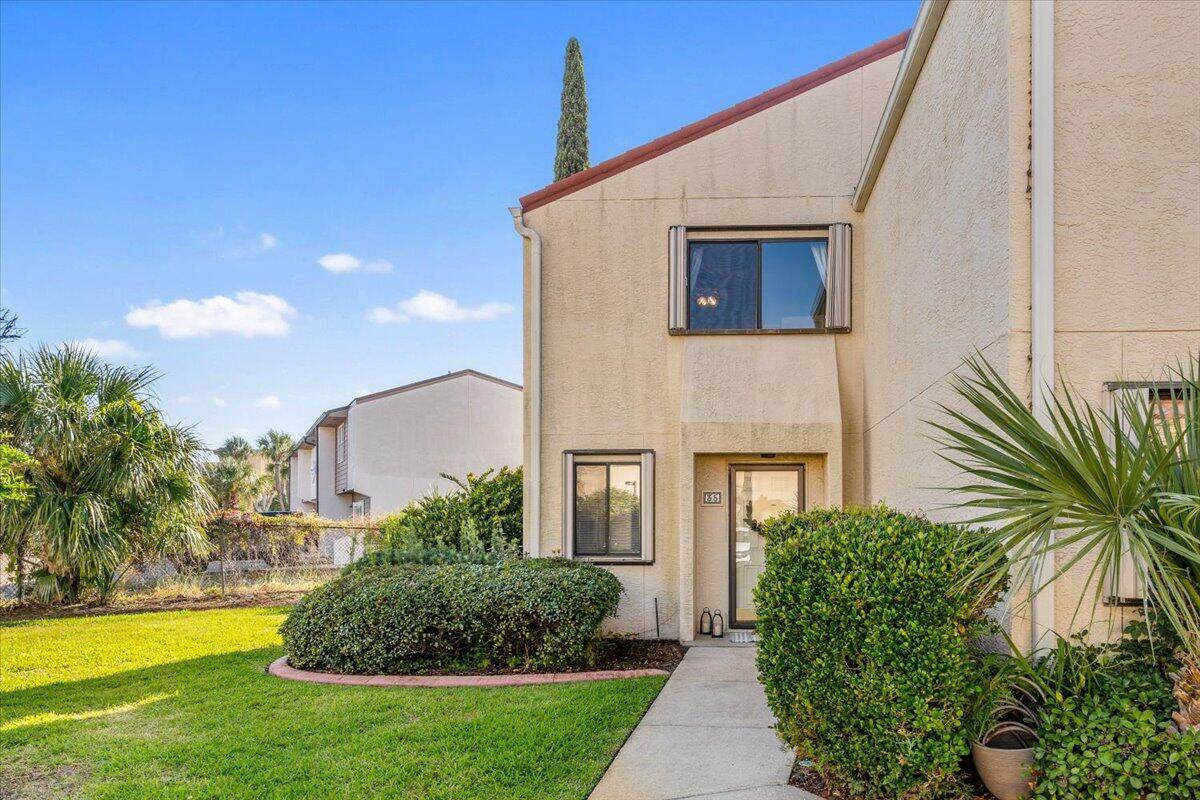 228 Amberjack Drive - Photo 1