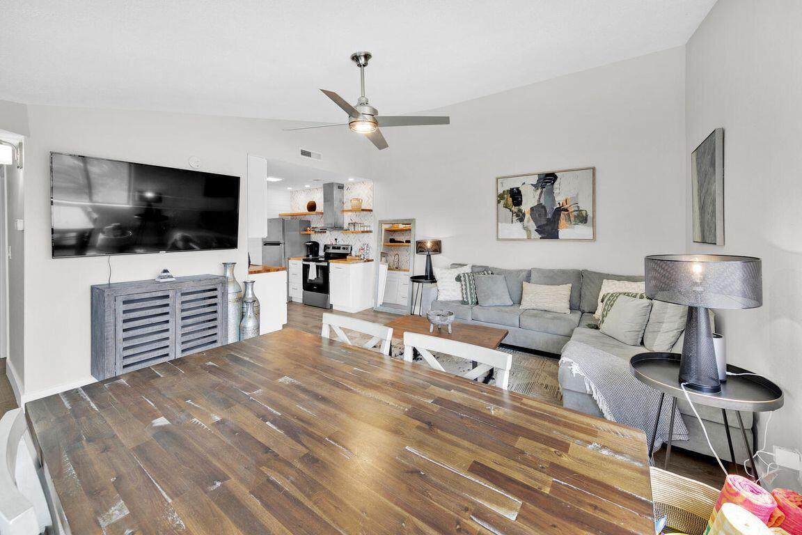 107 Surf Song Lane - Photo 1