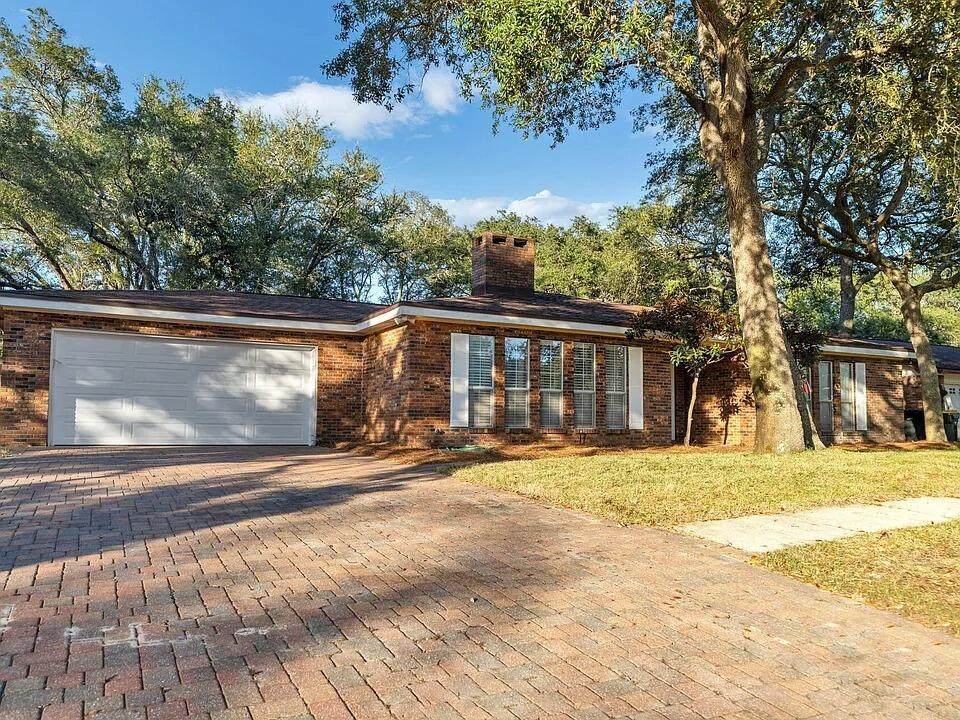 333 Shannon Ct Nw Court - Photo 1