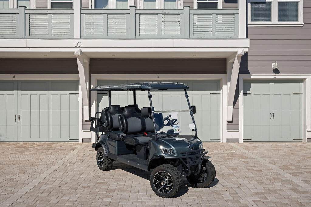 10 York Lane - Photo 1