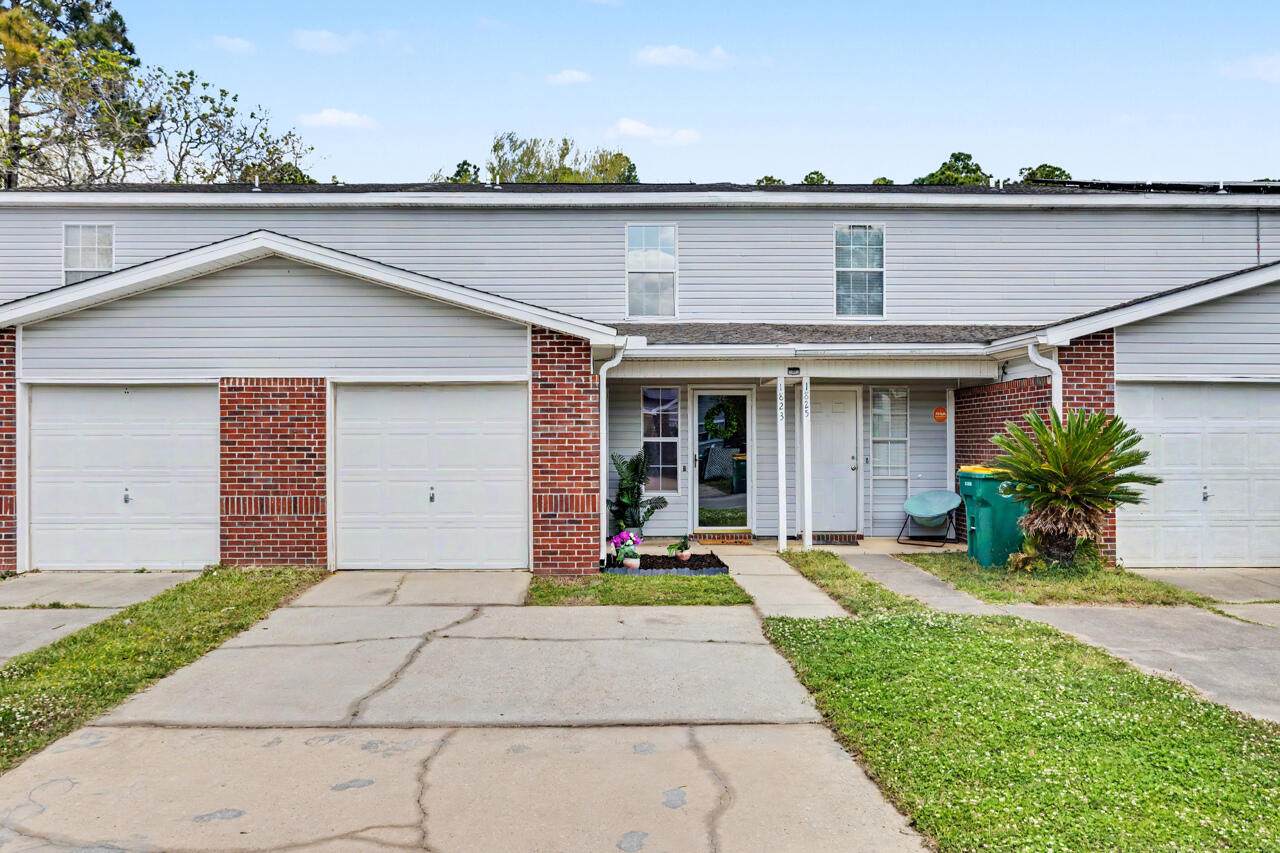 1823 Pointed Leaf Lane - Photo 1