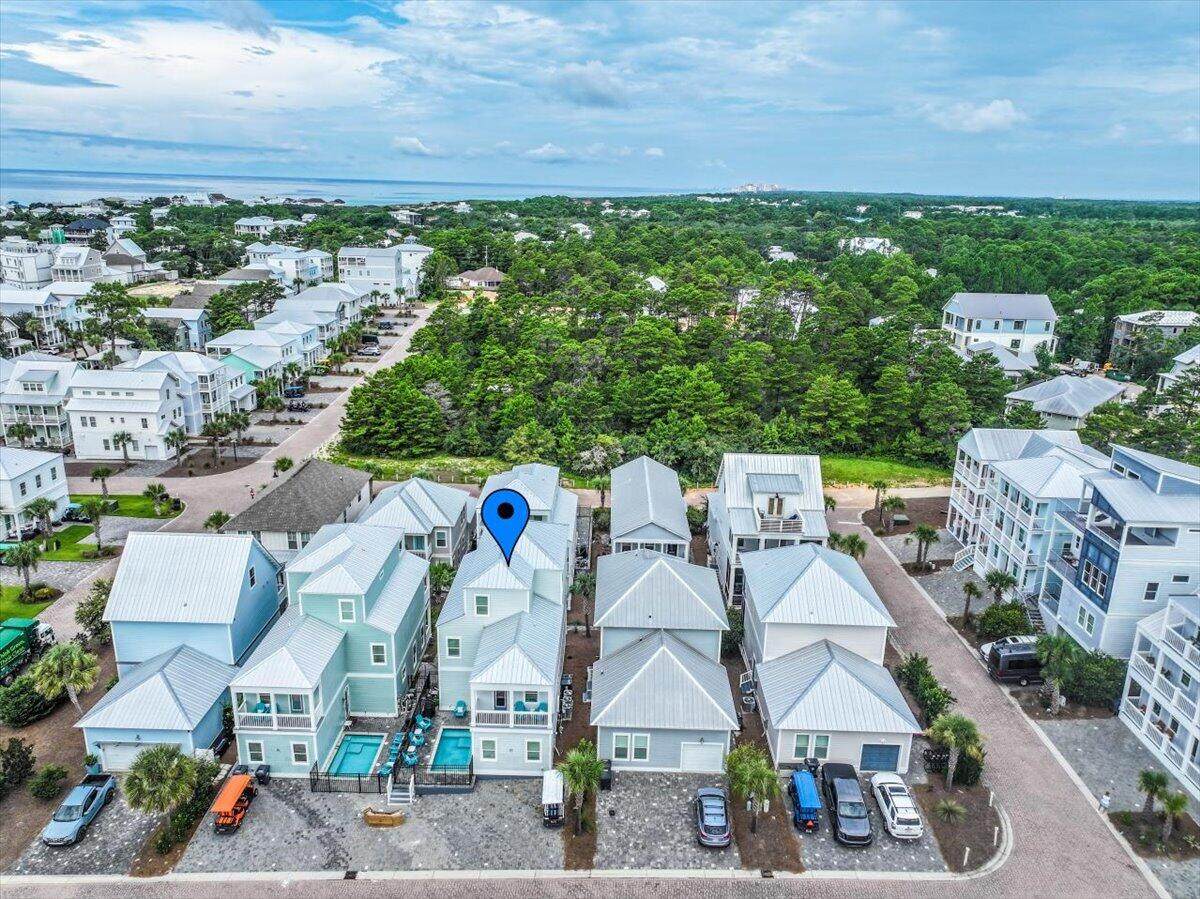 23 Constant Avenue - Photo 1