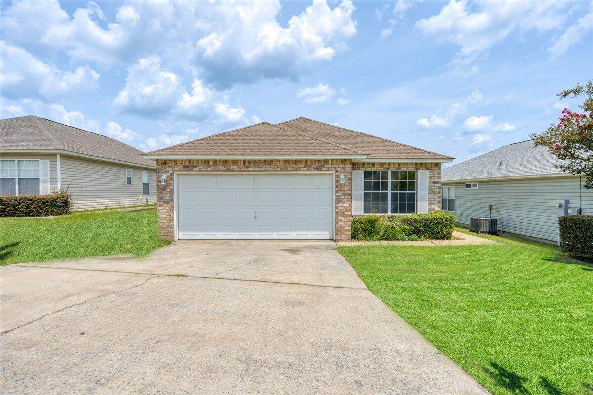 107 Nivana Drive - Photo 1
