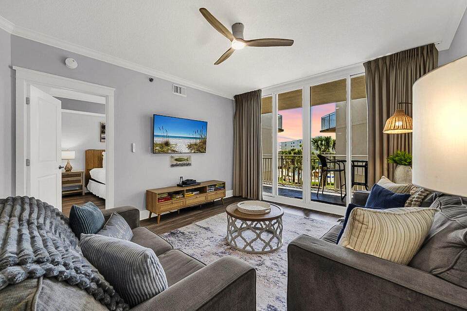 1110 Santa Rosa Boulevard - Photo 1