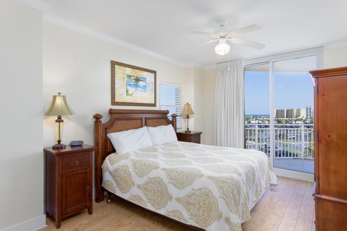 1110 Santa Rosa Blvd - Photo 1