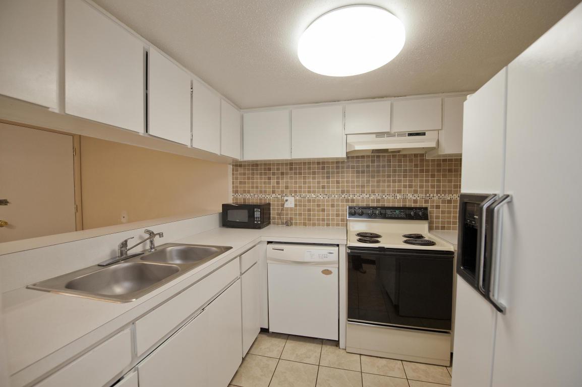 174 5Th Avenue - Photo 1