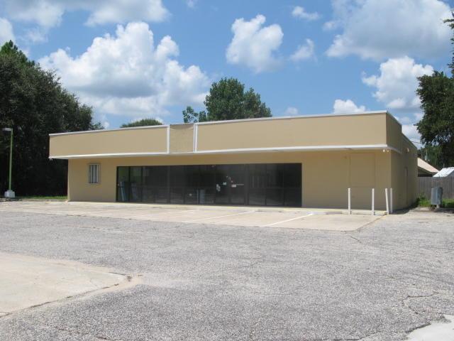 2200 Us-98 - Photo 1