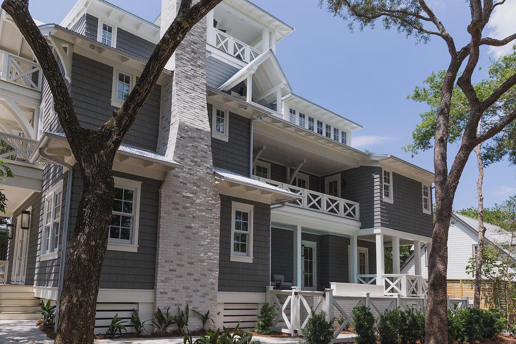 135 Forest Street - Photo 1