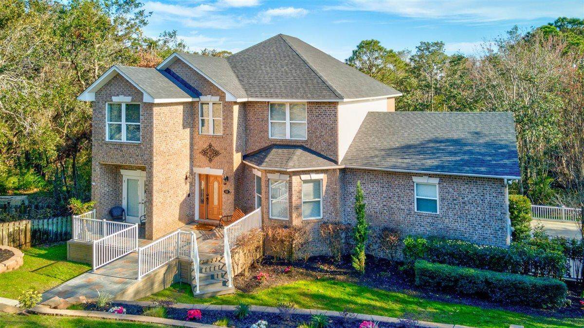12 Shoreline Place - Photo 1