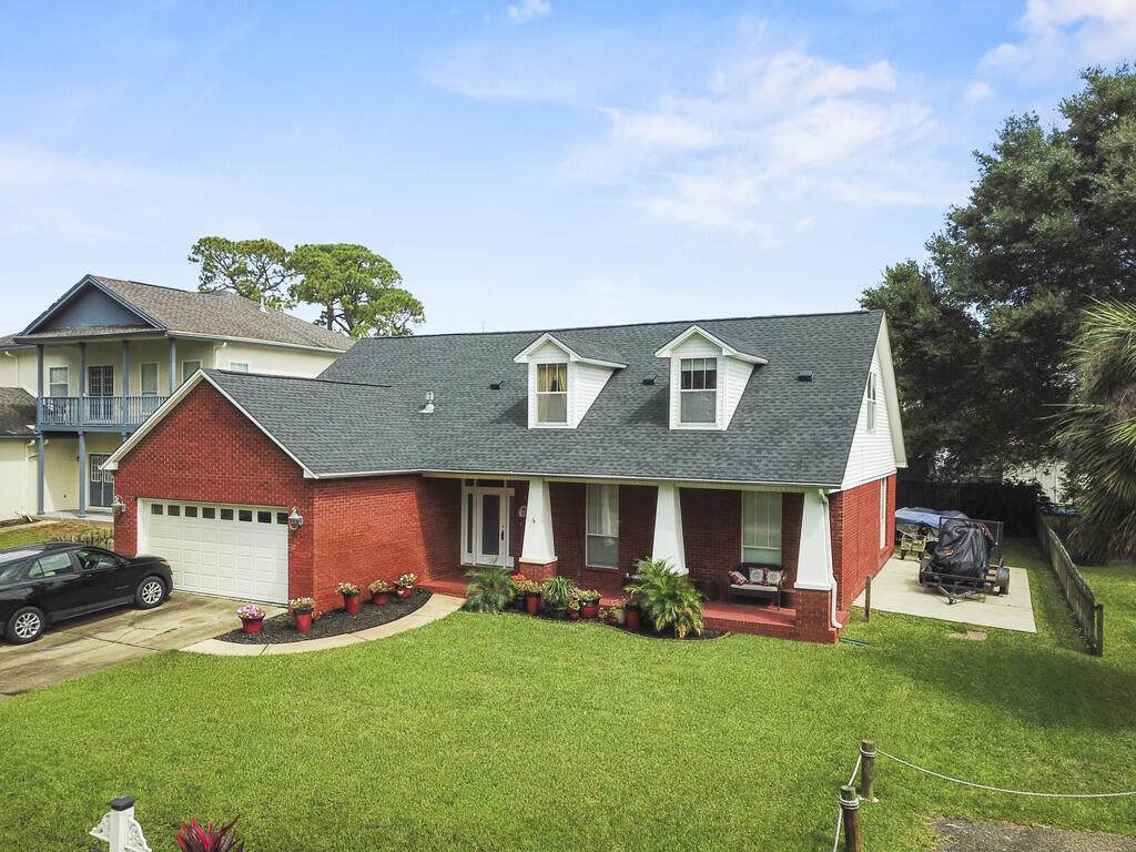 435 Atwater Court - Photo 1