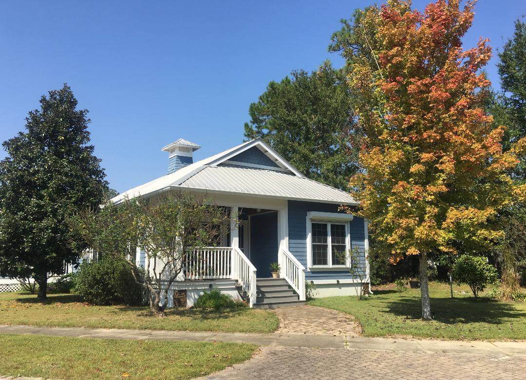 79 Oyster Boulevard - Photo 1