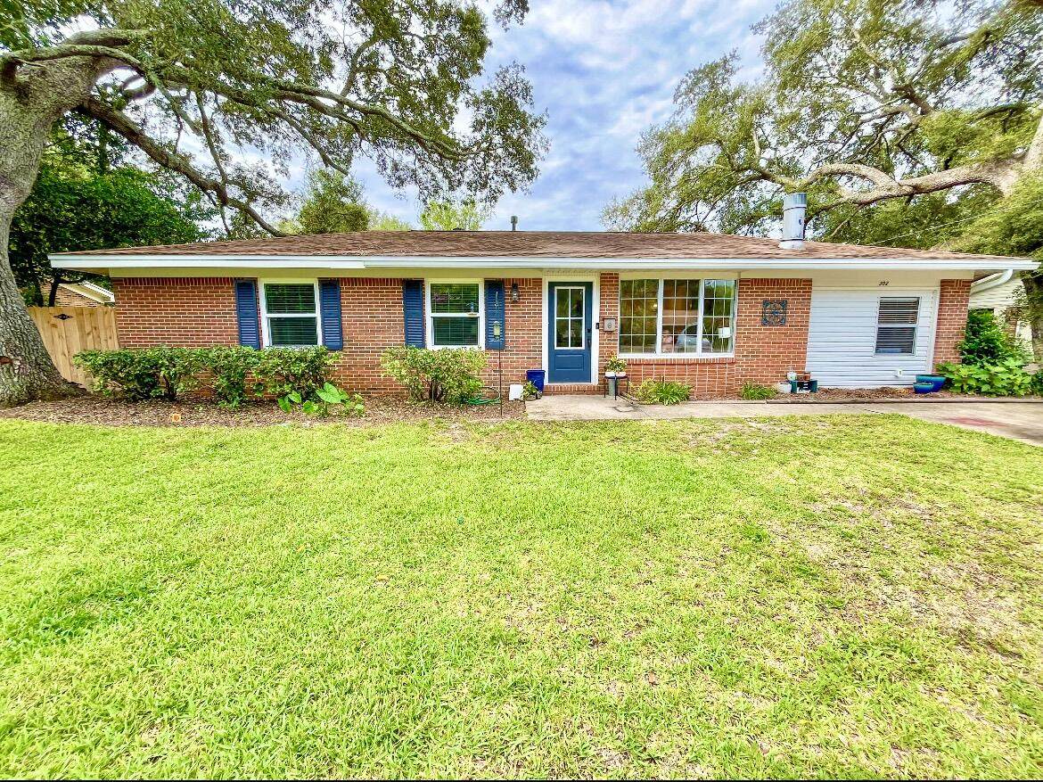 302 22Nd Street - Photo 1