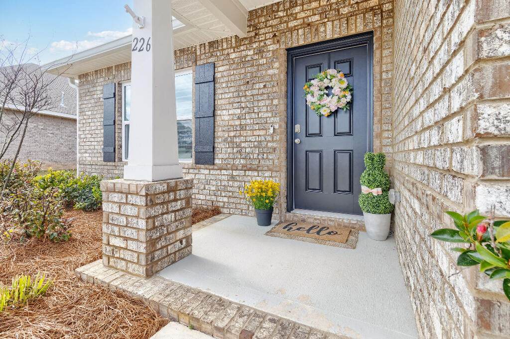 226 Polaris Place - Photo 1