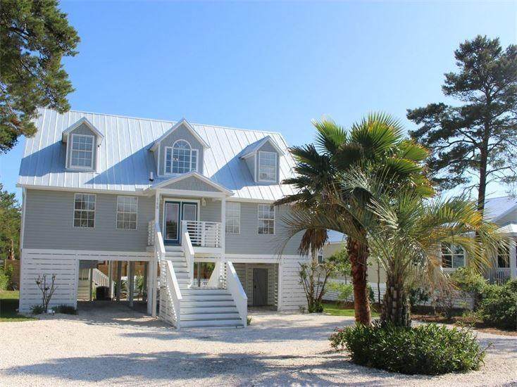 148 Maple Street - Photo 1