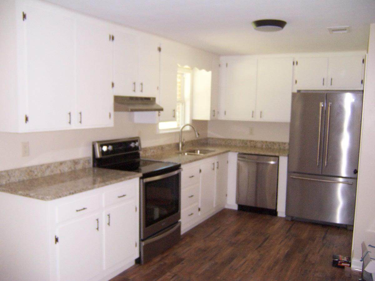17381 State Highway 83 - Photo 1