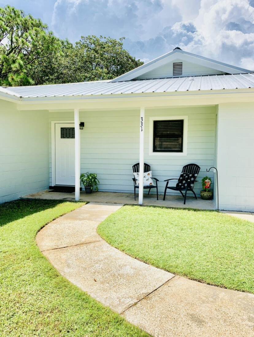 331 Vista Street - Photo 1