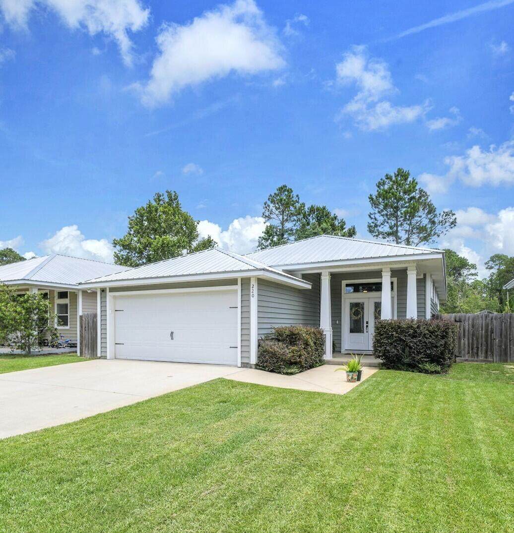 220 Pines Street - Photo 1