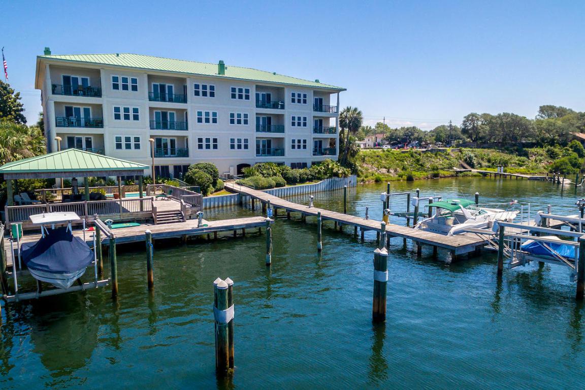 602 Harbor Boulevard - Photo 1