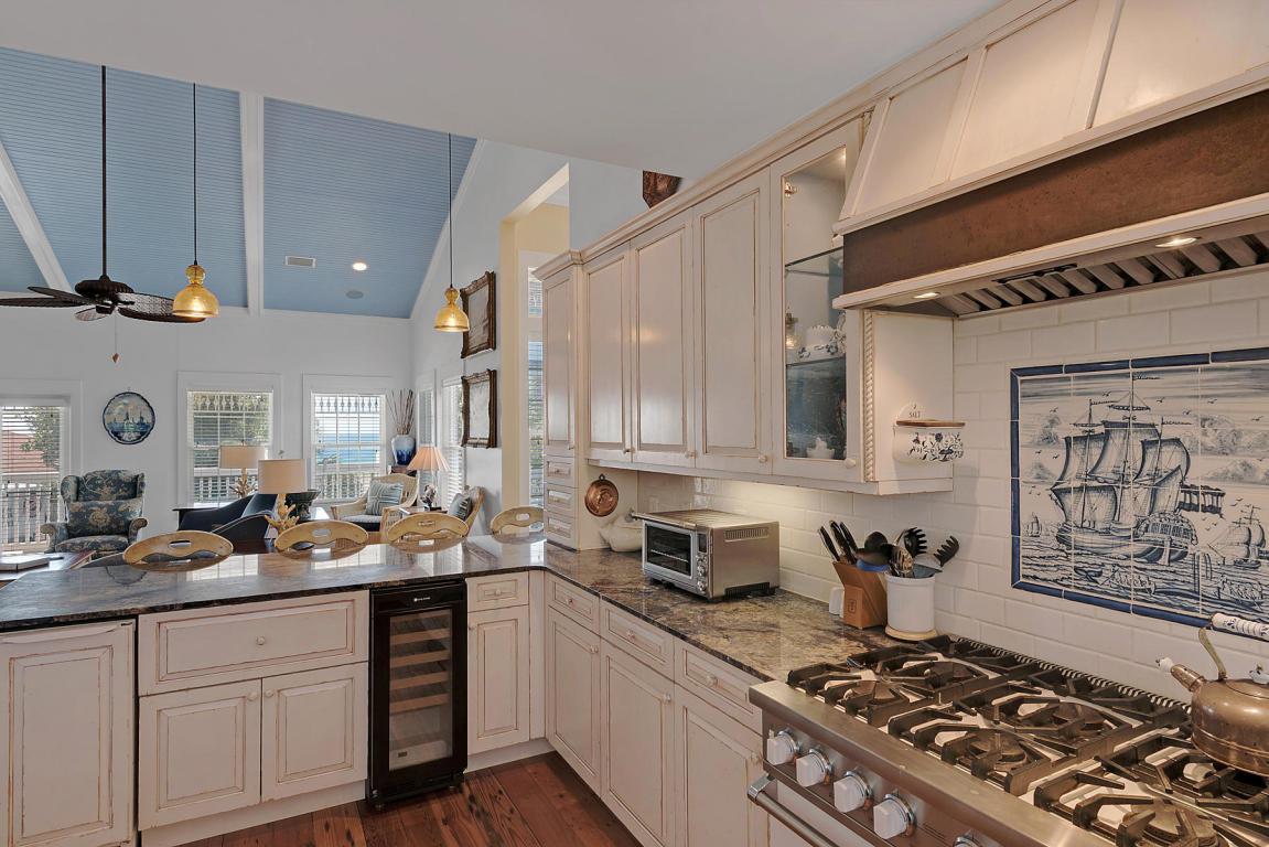 15 Greenwood Avenue - Photo 1