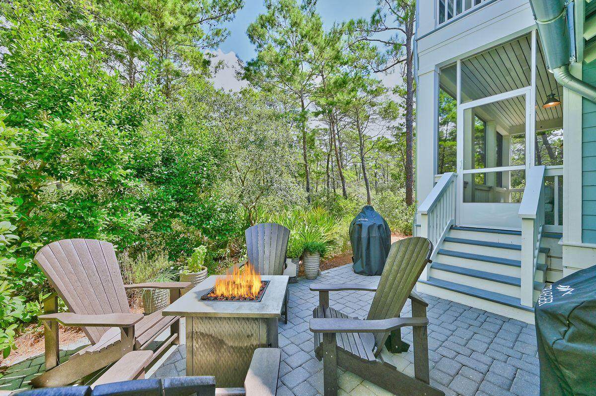 217 Matts Way - Photo 1