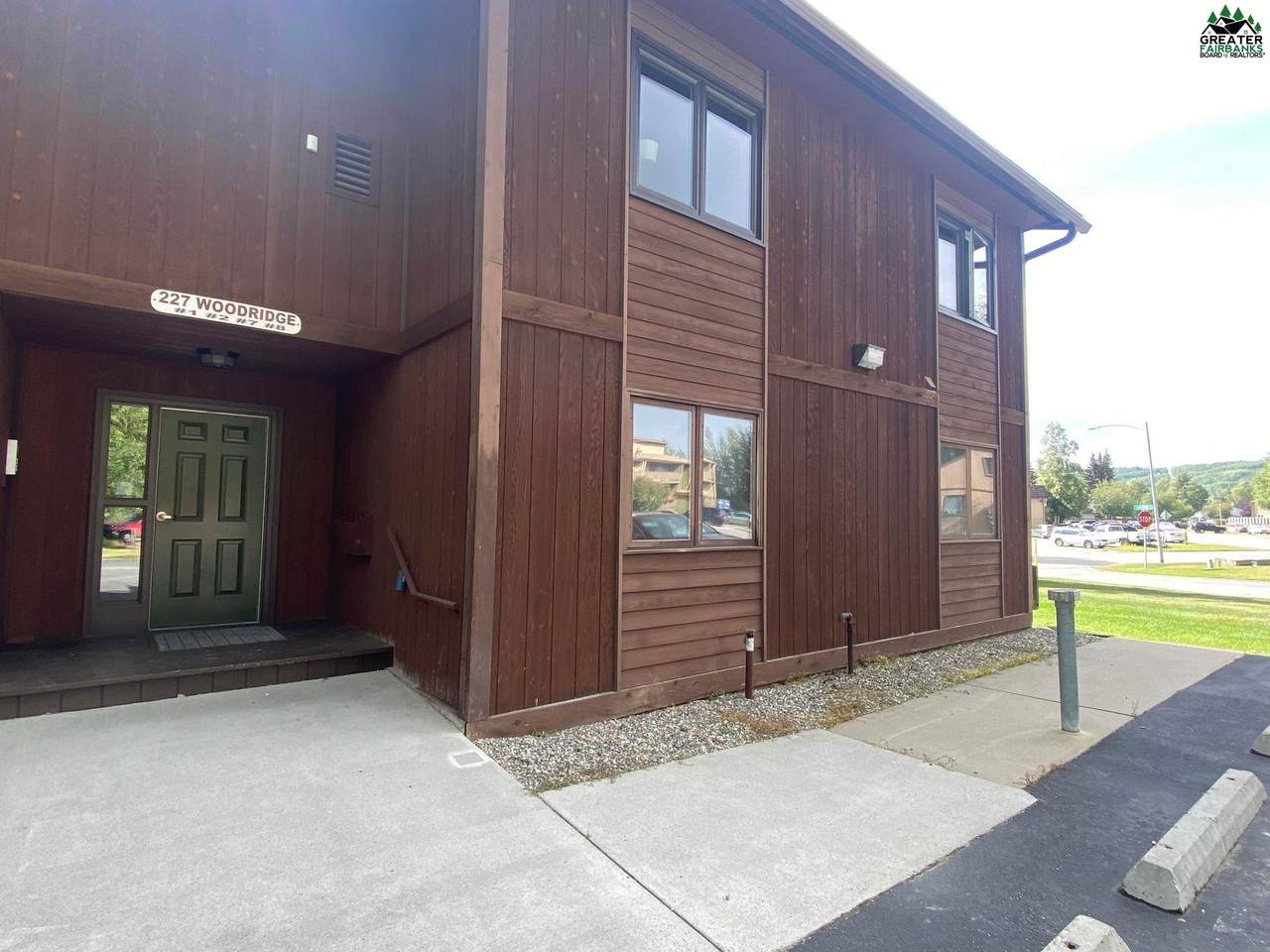 227 Woodridge - Photo 1