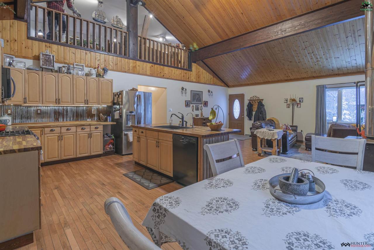 1594 Bluegrass - Photo 1