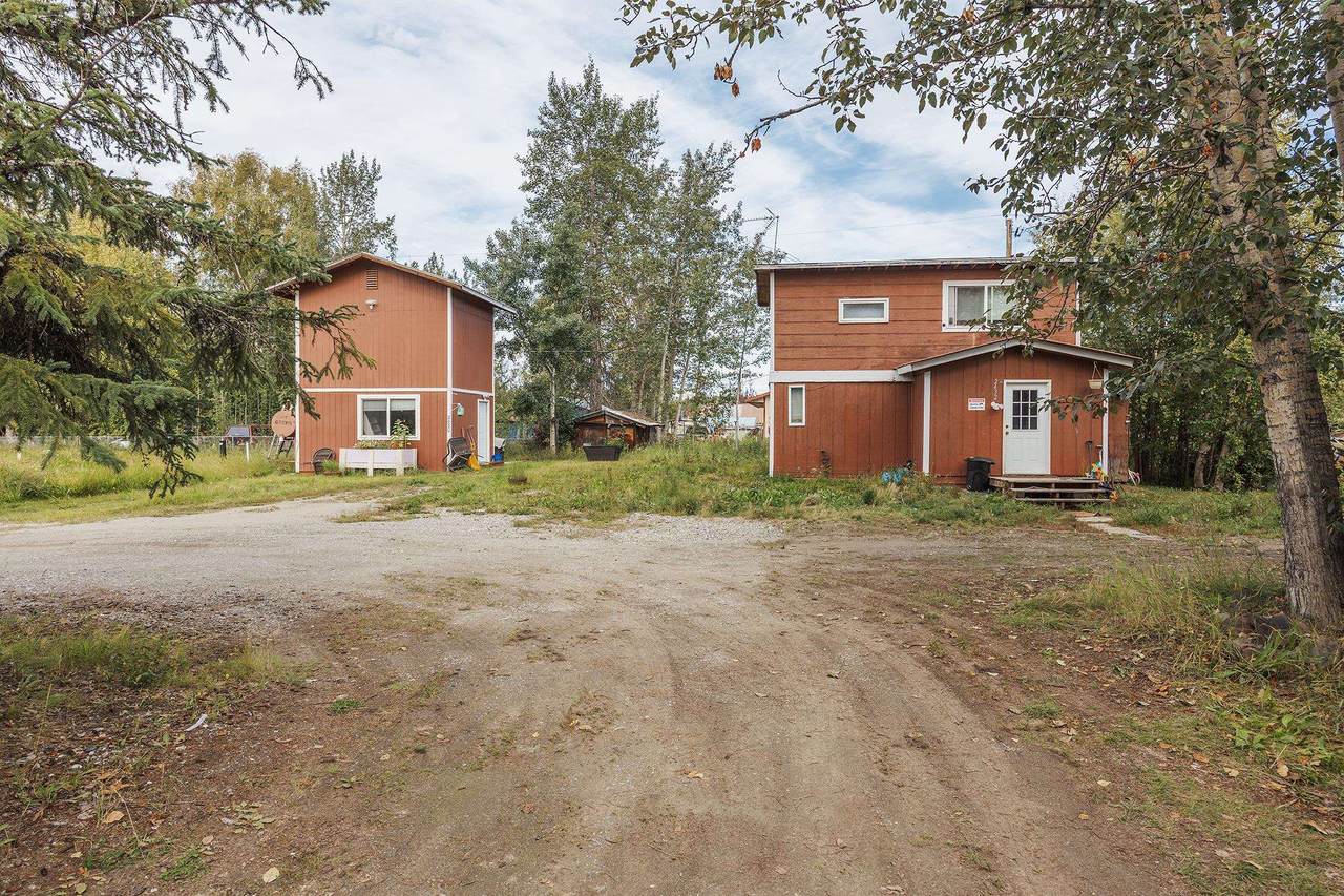 2432 Burtis Avenue - Photo 1