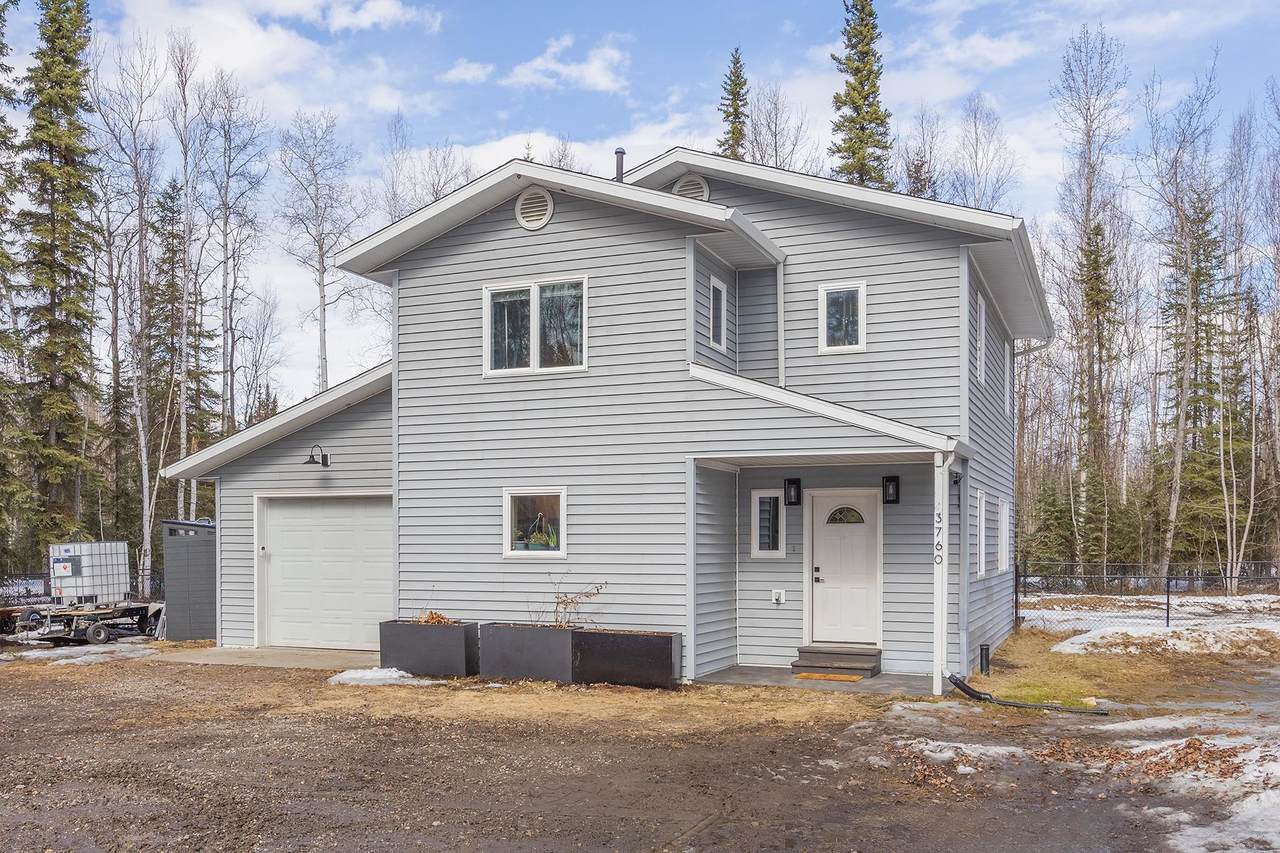 3760 Helensdale Avenue - Photo 1