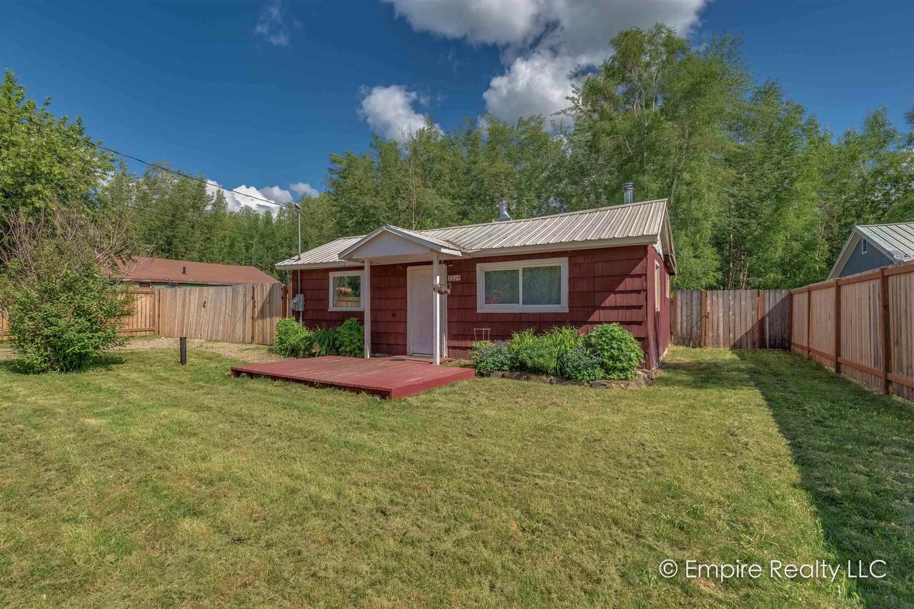 1324 Leslie Avenue - Photo 1