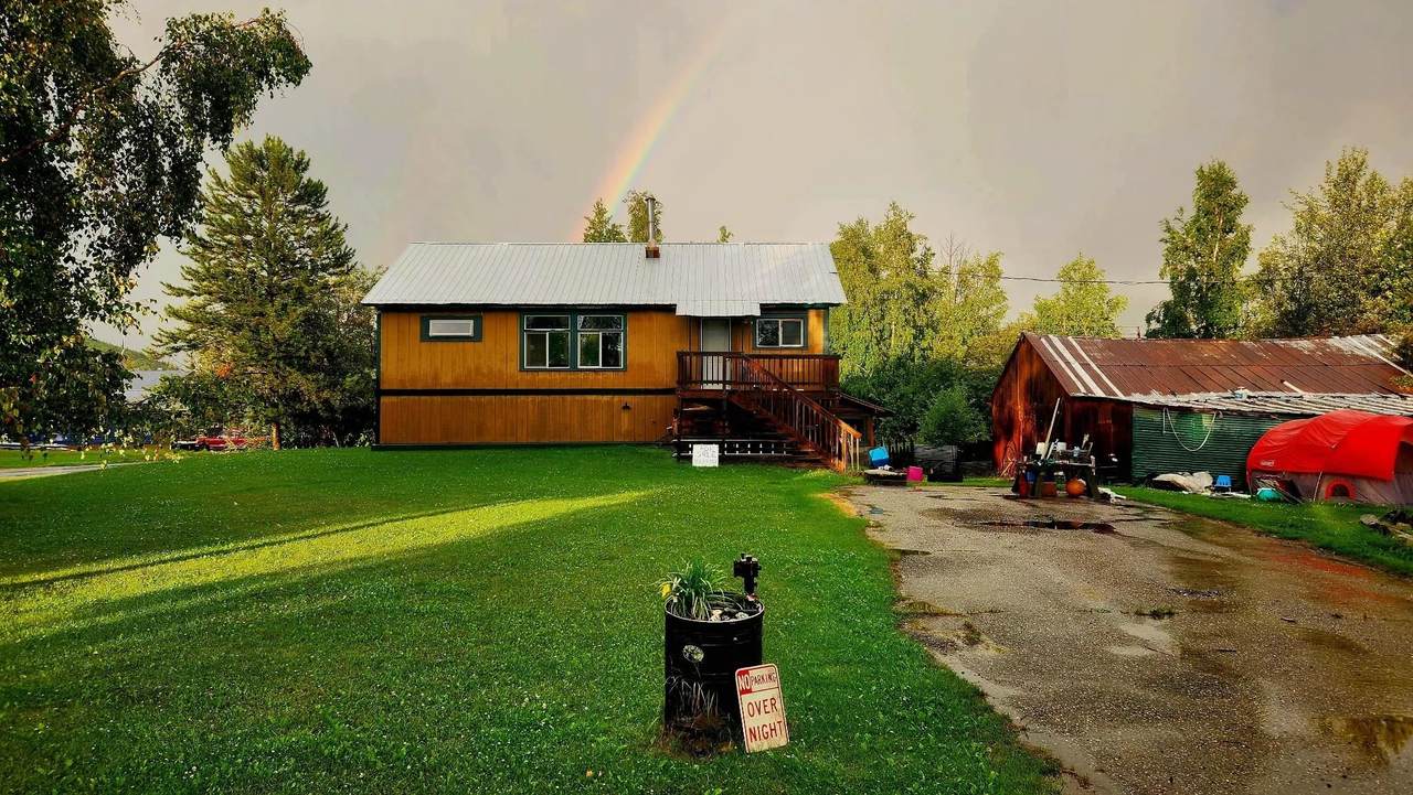 404 1ST STREET - Photo 1