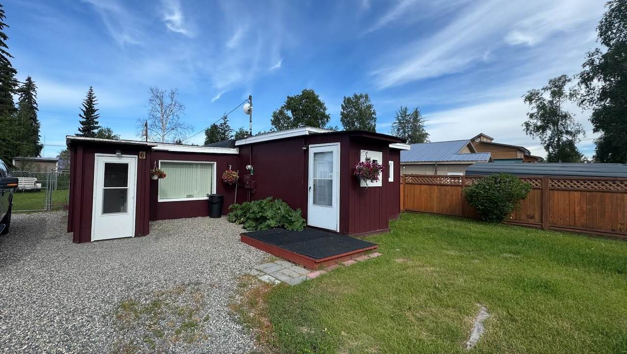 6 Blanche Avenue - Photo 1
