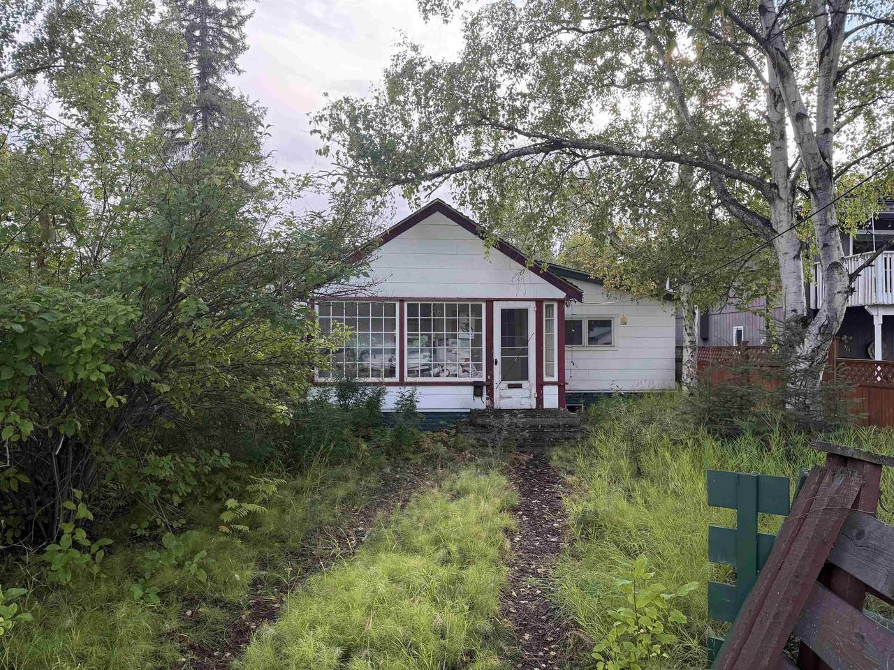 909 Eighth Avenue - Photo 1
