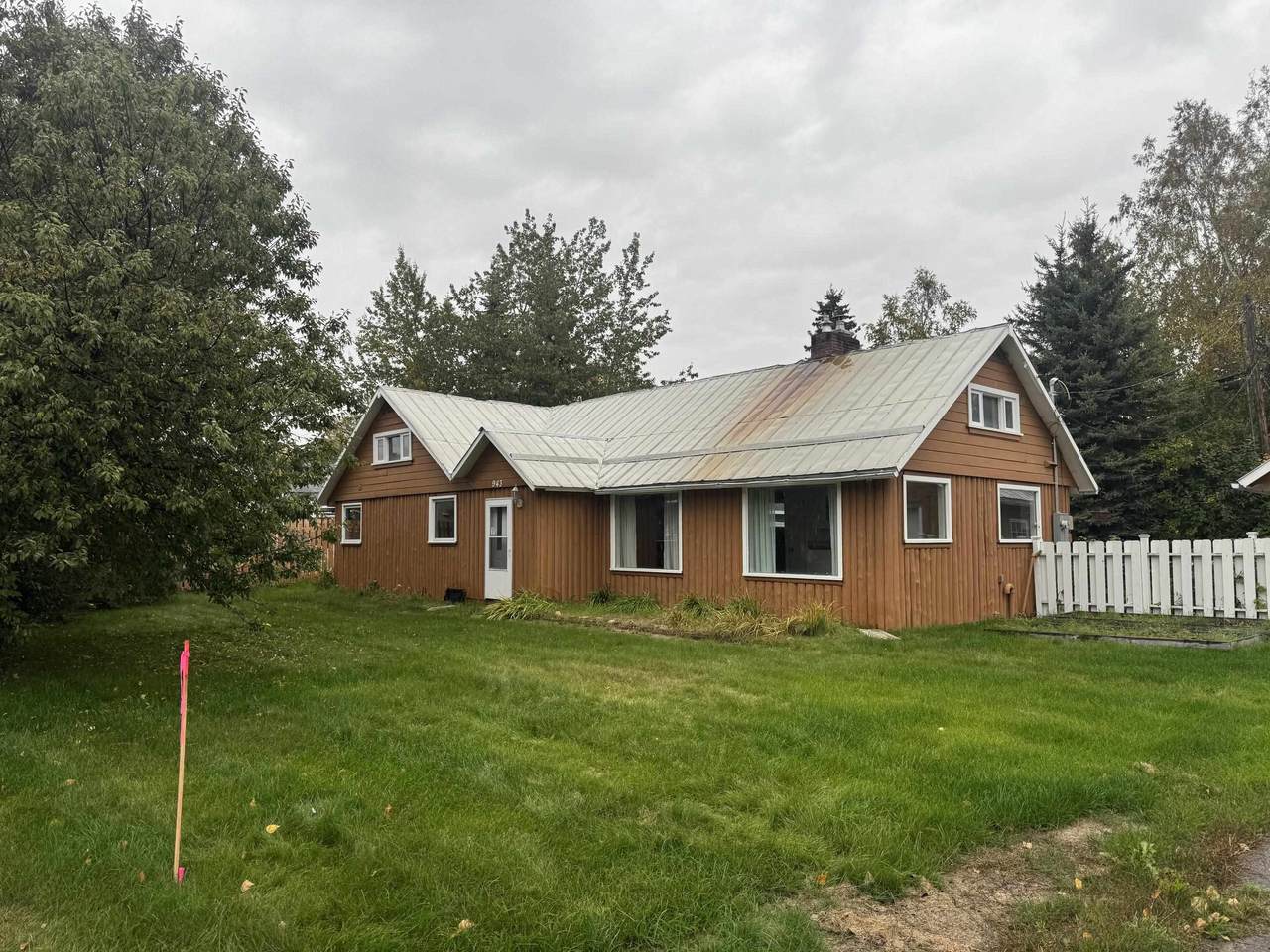 943 Gilmore Street - Photo 1