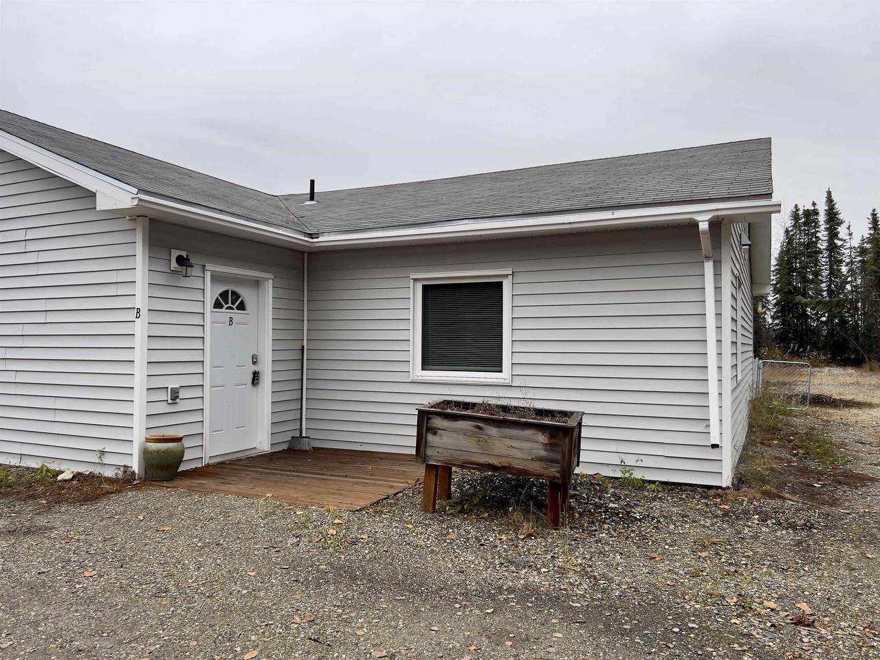 2400 Grumman Street - Photo 1