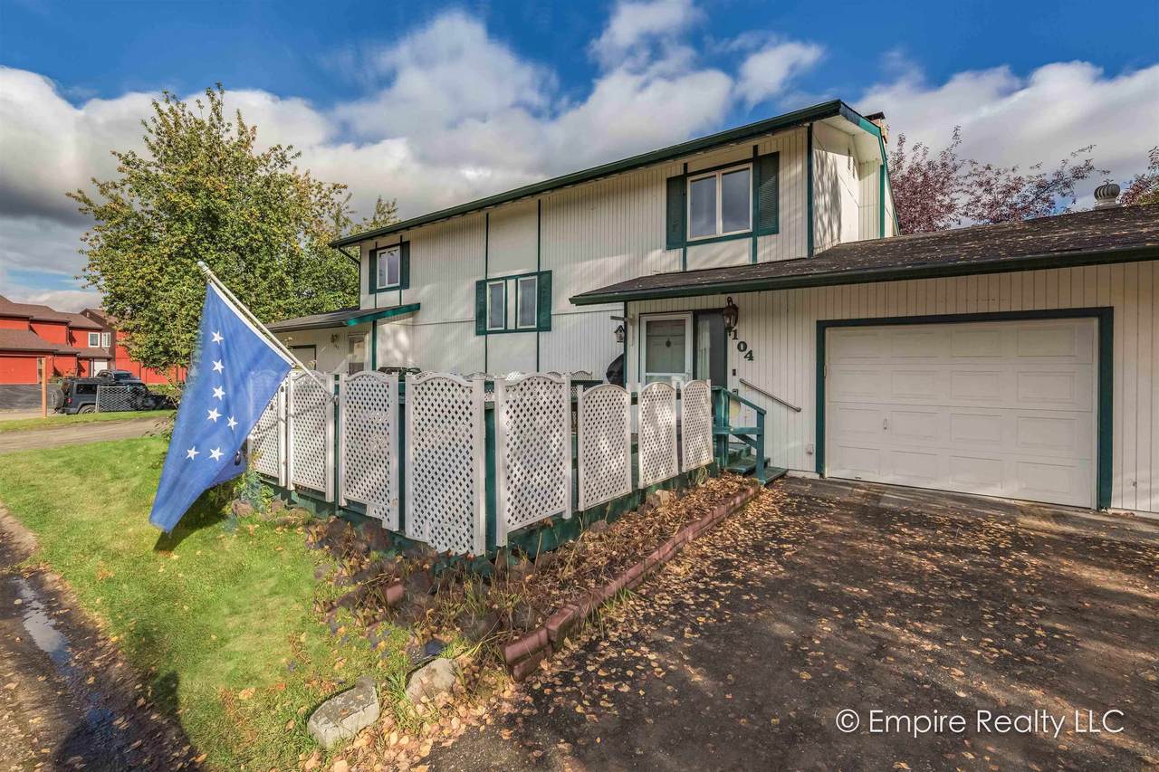 104 Hickory Drive - Photo 1