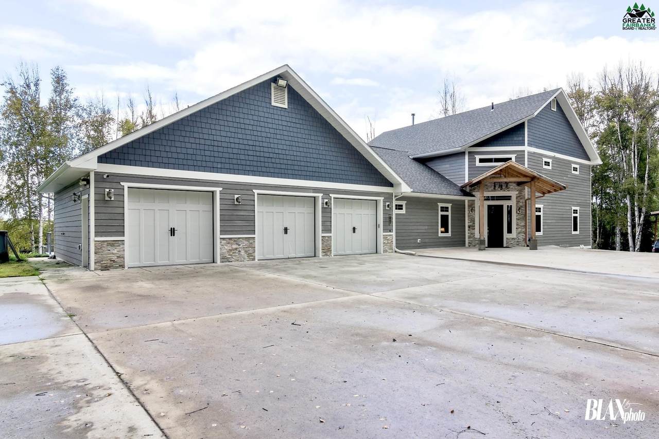 129 Crest Drive - Photo 1