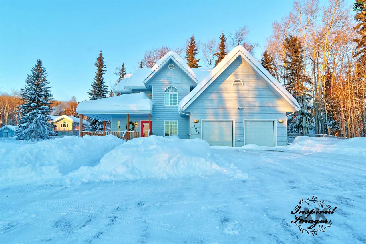 1005 Pickering Drive - Photo 1