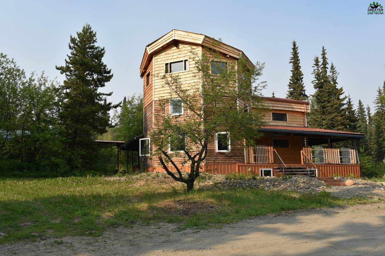 788 Goldstream Road - Photo 1