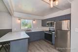 1324 Leslie Avenue - Photo 2