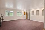 2415 Piper Street - Photo 2