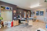 1285 Queen's Way - Photo 25