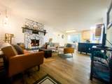 314 Juneau Avenue - Photo 14