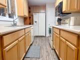 314 Juneau Avenue - Photo 19