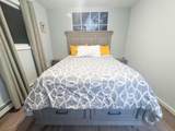 314 Juneau Avenue - Photo 24