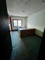 786 Probert Street - Photo 20