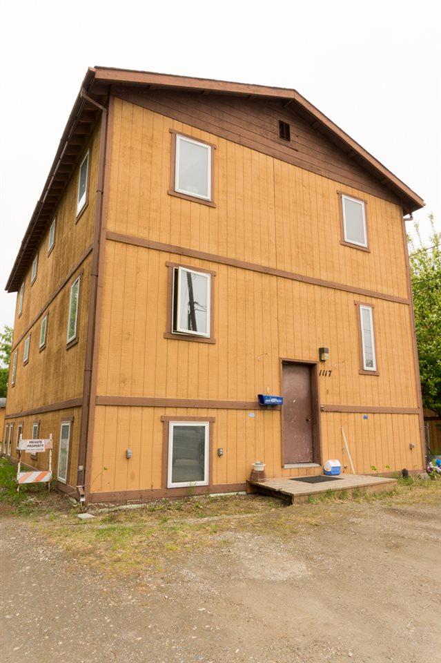 1117 20TH AVENUE - Photo 1