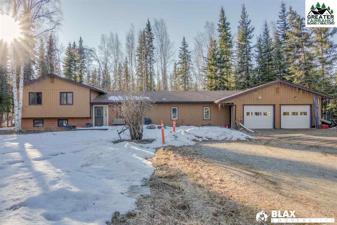 1019 Haggarty Street - Photo 1
